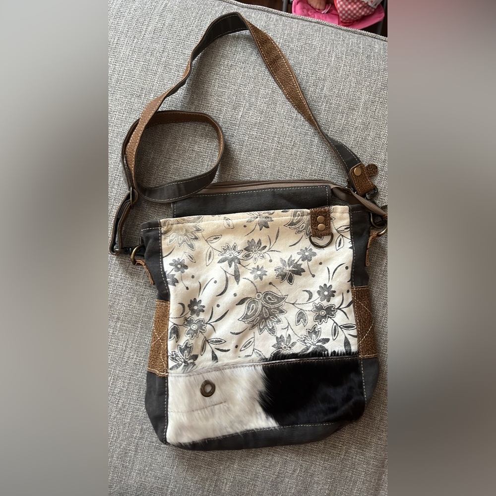 Myra bag
